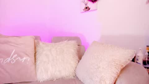 Tiarha online show from February 11, 2025, 7:23 am