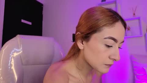 Tiarha online show from October 30, 2025, 5:31 am