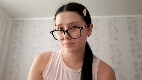 Snapshot of tiastinner chatting on July 2, 2026, 5:13 am Margo online show from July 2, 2026, 5:13 am