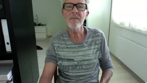 tiburzio online show from September 10, 2025, 12:16 pm