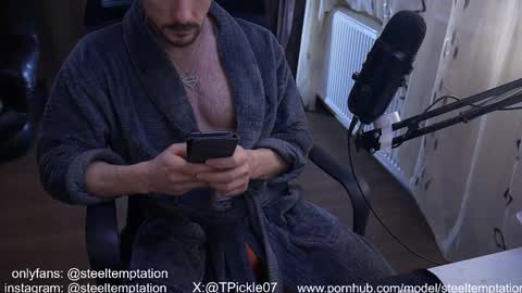 Snapshot of tickle_my_pickle07 chatting on March 1, 2026, 4:31 pm tickle_my_pickle07 online show from March 1, 2026, 4:31 pm
