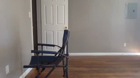 Snapshot of tierrahenri chatting on February 24, 2025, 6:36 pm Tierra Henri online show from February 24, 2025, 6:36 pm