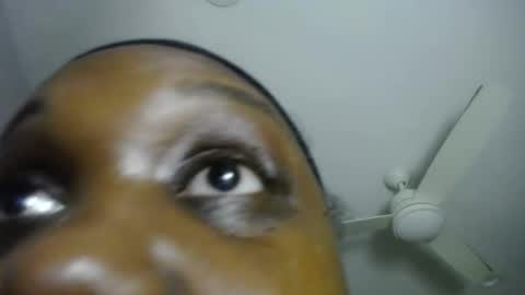 Snapshot of tierrahenri chatting on December 13, 2025, 8:58 pm Tierra Henri online show from December 13, 2025, 8:58 pm