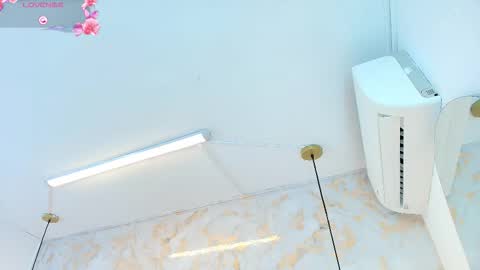 Tifani brown online show from February 10, 2026, 12:09 pm