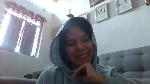 Tifany online show from December 11, 2024, 7:57 pm