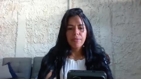 Tifany online show from February 12, 2025, 12:33 pm