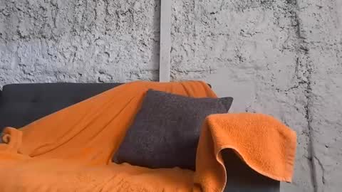 Tifany online show from March 4, 2025, 7:01 pm