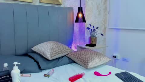 Dana Montoya online show from March 11, 2025, 11:48 pm