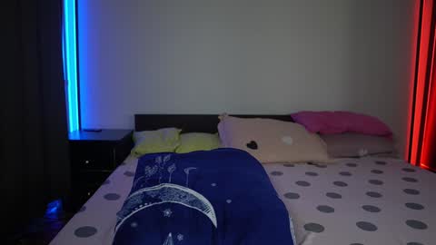 Snapshot of tiff001 chatting on January 15, 2025, 1:02 am Tiffany online show from January 15, 2025, 1:02 am