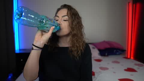 Snapshot of tiff001 chatting on January 29, 2025, 12:33 am Tiffany online show from January 29, 2025, 12:33 am