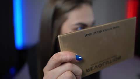 Snapshot of tiff001 chatting on February 15, 2025, 9:37 pm Tiffany online show from February 15, 2025, 9:37 pm