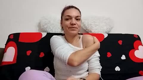 Snapshot of tiffany_chloe chatting on February 10, 2025, 9:04 pm Tiffany online show from February 10, 2025, 9:04 pm