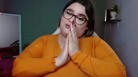 Snapshot of tiffany_laurens chatting on December 6, 2024, 6:59 am dont forget ask for custom vids online show from December 6, 2024, 6:59 am