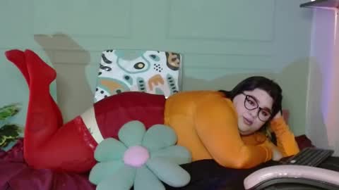 Snapshot of tiffany_laurens chatting on December 6, 2024, 10:05 am dont forget ask for custom vids online show from December 6, 2024, 10:05 am