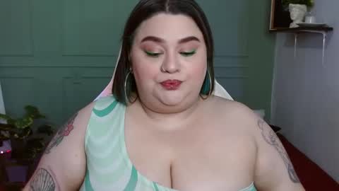 Snapshot of tiffany_laurens chatting on December 28, 2024, 6:06 am dont forget ask for custom vids online show from December 28, 2024, 6:06 am