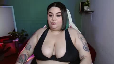 Snapshot of tiffany_laurens chatting on December 29, 2024, 10:01 am dont forget ask for custom vids online show from December 29, 2024, 10:01 am