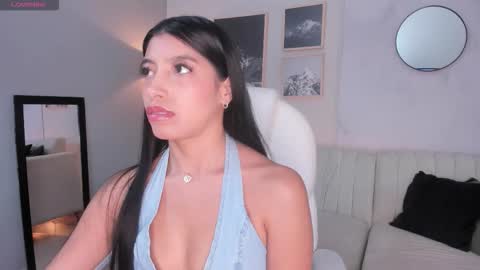 Snapshot of tiffany_low chatting on December 14, 2025, 1:27 pm tiffany_low online show from December 14, 2025, 1:27 pm