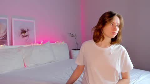 Snapshot of tiffany_roy chatting on December 18, 2024, 3:26 am tiffany_roy online show from December 18, 2024, 3:26 am