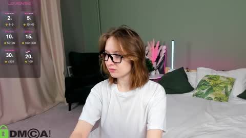 Snapshot of tiffany_roy chatting on December 25, 2024, 2:57 am tiffany_roy online show from December 25, 2024, 2:57 am