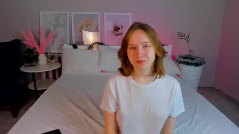 Snapshot of tiffany_roy chatting on January 7, 2025, 2:53 am tiffany_roy online show from January 7, 2025, 2:53 am