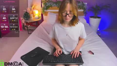 Snapshot of tiffany_roy chatting on January 9, 2025, 2:43 am tiffany_roy online show from January 9, 2025, 2:43 am