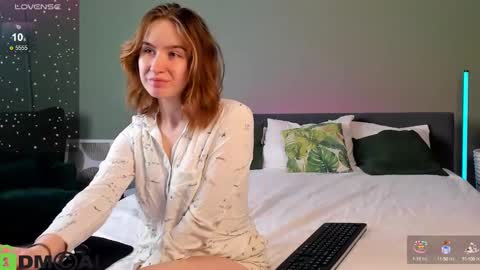 Snapshot of tiffany_roy chatting on January 21, 2025, 2:54 am tiffany_roy online show from January 21, 2025, 2:54 am