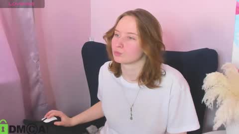 Snapshot of tiffany_roy chatting on February 25, 2025, 6:47 am tiffany_roy online show from February 25, 2025, 6:47 am