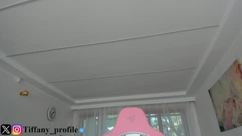 Tiffany Houston online show from October 24, 2025, 6:21 am