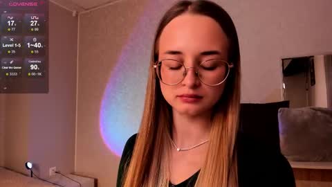 Tiffany online show from November 17, 2025, 1:17 pm