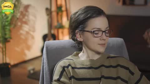 tiffanyriox online show from February 7, 2026, 1:42 am