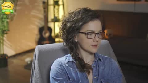 tiffanyriox online show from March 13, 2026, 12:50 am