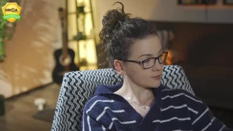 tiffanyriox online show from April 7, 2026, 11:48 pm