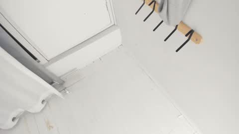 Tiffany online show from December 21, 2025, 1:07 pm