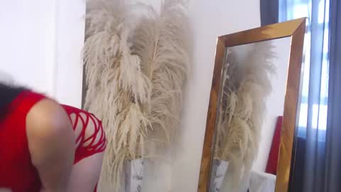 Nia Rossy online show from March 3, 2025, 4:03 pm