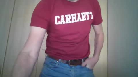 tigerjow941808 online show from November 7, 2025, 3:56 pm