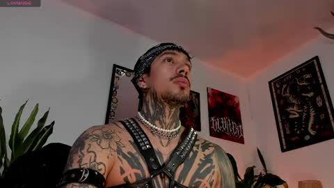 Snapshot of tigerstripes_ chatting on May 26, 2026, 2:24 pm Chris online show from May 26, 2026, 2:24 pm
