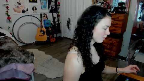   All my Links online show from February 21, 2025, 10:59 pm