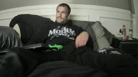 Tiggity23 come stroke my 9 cock with ne online show from April 1, 2026, 4:48 pm