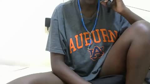 tight_pussie online show from November 3, 2025, 9:21 am