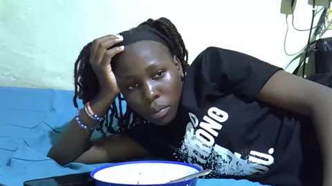 Snapshot of tight_pussie chatting on March 15, 2026, 4:13 pm tight_pussie online show from March 15, 2026, 4:13 pm