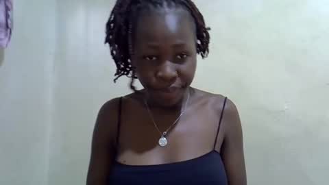 Snapshot of tight_pussie chatting on April 5, 2026, 4:20 am tight_pussie online show from April 5, 2026, 4:20 am