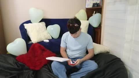 Snapshot of tightncuteass chatting on February 10, 2026, 11:20 pm Camilo online show from February 10, 2026, 11:20 pm