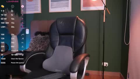 Snapshot of tim__watson chatting on March 8, 2026, 2:04 am Tim online show from March 8, 2026, 2:04 am