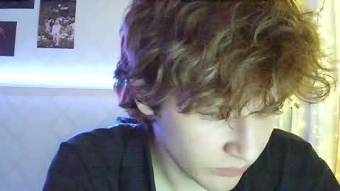 Snapshot of timbunnyy chatting on May 19, 2026, 11:00 pm Wille online show from May 19, 2026, 11:00 pm