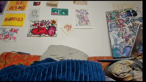 Snapshot of timewith_sebas chatting on April 7, 2026, 11:37 pm salem online show from April 7, 2026, 11:37 pm