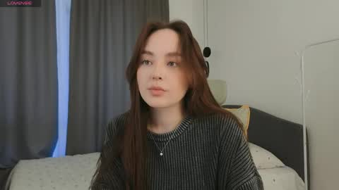 Mia online show from March 31, 2026, 1:33 pm