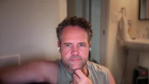 Snapshot of timjcali chatting on March 23, 2026, 4:22 pm Tim online show from March 23, 2026, 4:22 pm