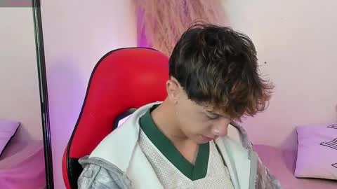 Snapshot of timothy_ross chatting on September 12, 2025, 8:31 pm Timothy 21 years old online show from September 12, 2025, 8:31 pm