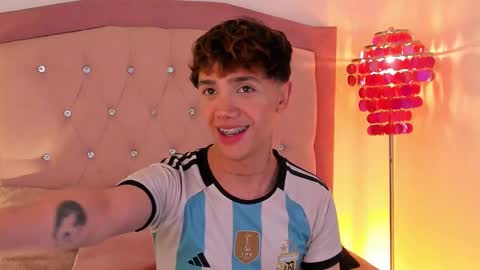 Snapshot of timothy_ross chatting on September 14, 2025, 4:11 am Timothy 21 years old online show from September 14, 2025, 4:11 am