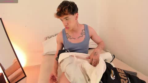 Snapshot of timothy_ross chatting on September 22, 2025, 8:33 pm Timothy 21 years old online show from September 22, 2025, 8:33 pm